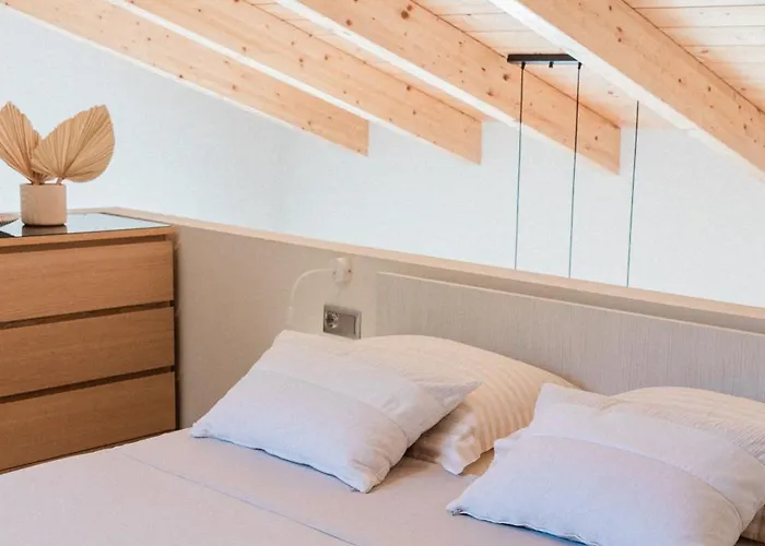 Tempestini Exclusive ニキアナ