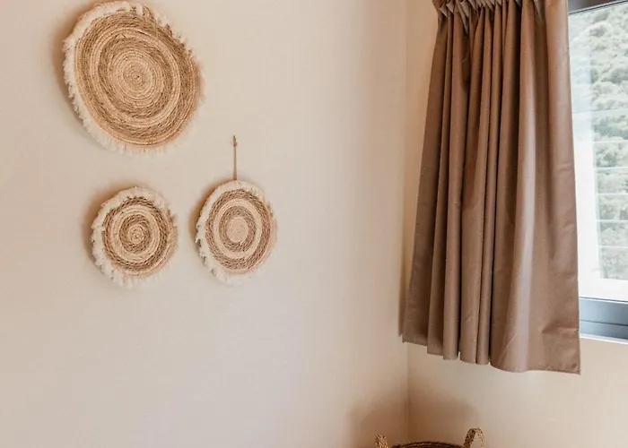 ヴィラ Tempestini Exclusive ニキアナ