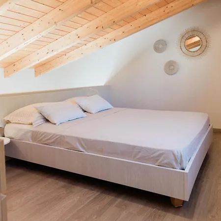 Tempestini Exclusive Nikiána