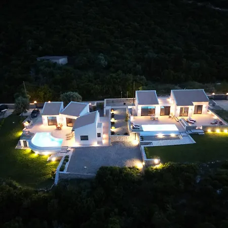 Tempestini Exclusive Villa Nikiána