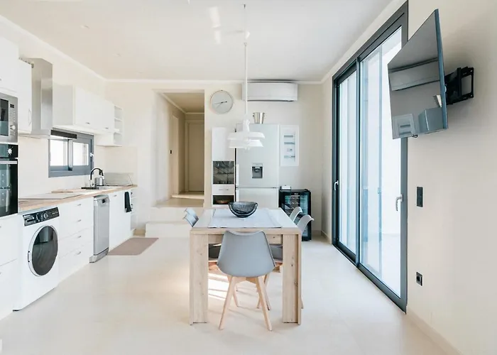 Tempestini Exclusive